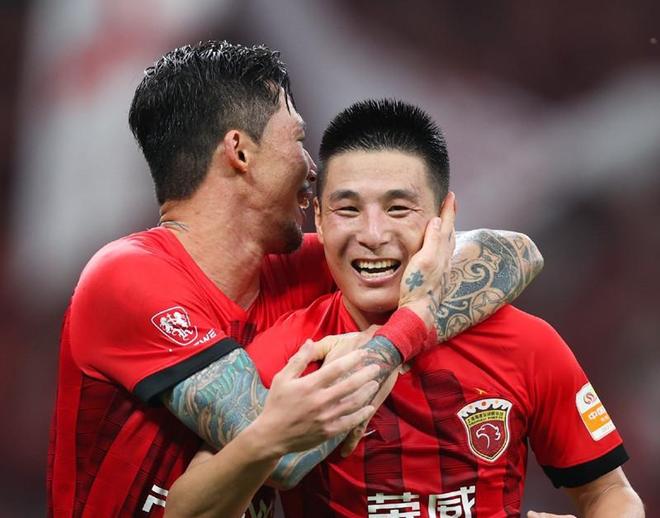 爱游戏官方推荐-风云突变！金州勇士集结日状态回暖，中超版图或变，话题不断，心理建设被强调(金州勇士最新消息今天比赛最新消息)